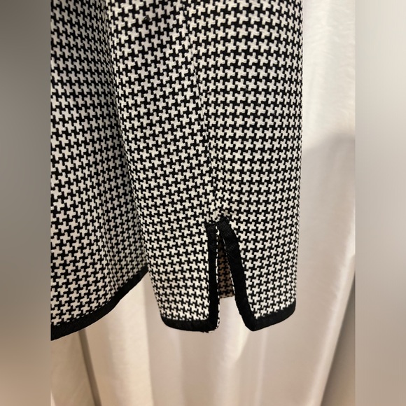 🖤 Chic Houndstooth Blazer by Stanley Blacker 🖤 - Picture 4 of 8
